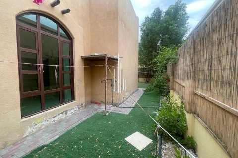 Villa de 3 dormitorios en Sas Al Nakheel, UAE No. 37245 24