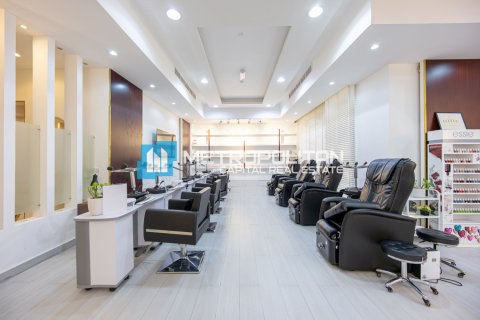 12 bedrooms Commercial Villa in Khalifa City, UAE No. 146493 12