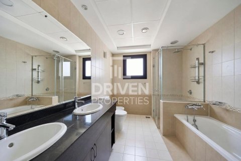 Villa de 4 dormitorios en Al Salam, UAE No. 223179 21