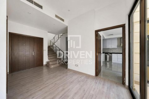 Villa de 4 dormitorios en Al Salam, UAE No. 223179 4
