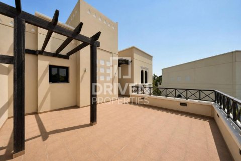 Villa de 4 dormitorios en Al Salam, UAE No. 223179 26