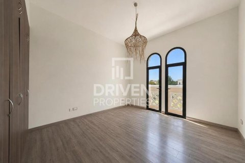 Villa de 4 dormitorios en Al Salam, UAE No. 223179 13