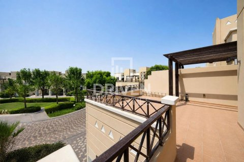Villa de 4 dormitorios en Al Salam, UAE No. 223179 27