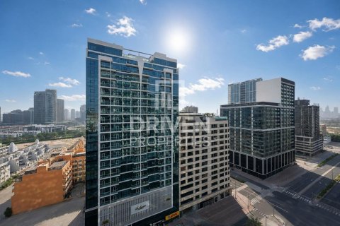 Apartment de 2 dormitorios en District 10, UAE No. 223253