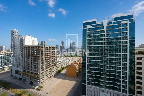 Apartment de 2 dormitorios en District 10, UAE No. 223253 18