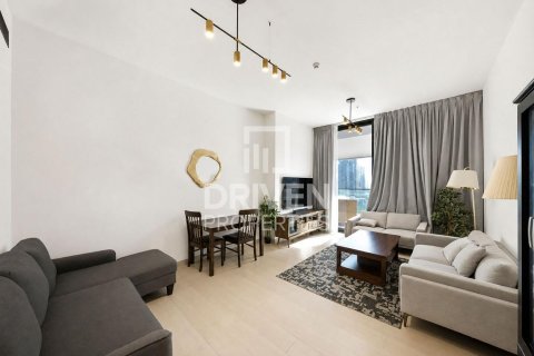 Apartment de 2 dormitorios en District 10, UAE No. 223253 6