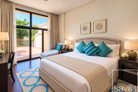 1 bedroom Apartment in The Crescent, UAE No. 211123 4