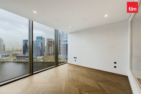 2 bedrooms Apartment in Business Bay, UAE No. 215749 8