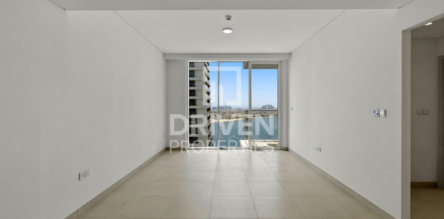 2 bedrooms Apartment in EMAAR Beachfront, UAE No. 212754