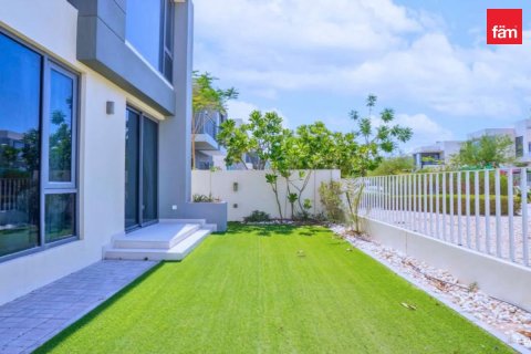 4 bedrooms Villa in Dubai Hills Estate, UAE No. 216768 11