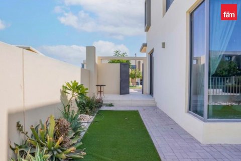4 bedrooms Villa in Dubai Hills Estate, UAE No. 216768 6