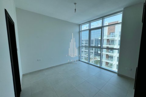 Apartment de 3 dormitorios en Al Raha Beach, UAE No. 35557 18