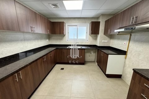 Apartment de 3 dormitorios en Al Raha Beach, UAE No. 35557 5