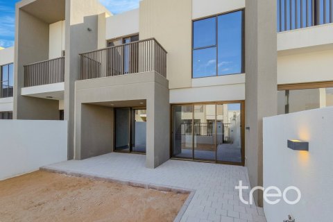 3 bedrooms Townhouse in Villanova, UAE No. 220905 7