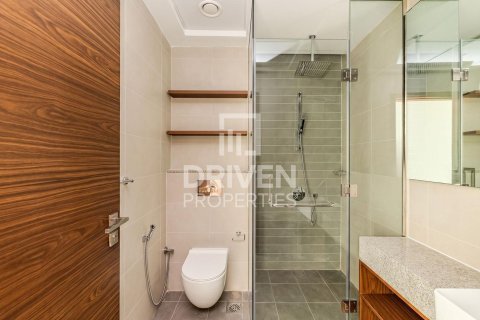 Apartment de 2 dormitorios en Bur Dubai, UAE No. 221390 11