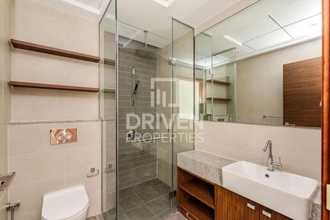 Apartment de 2 dormitorios en Bur Dubai, UAE No. 221390 13