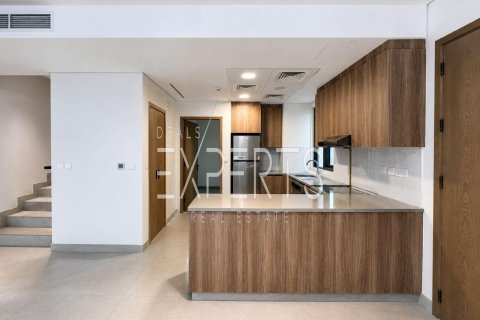 Townhouse de 2 dormitorios en Khalifa City, UAE No. 224241 8