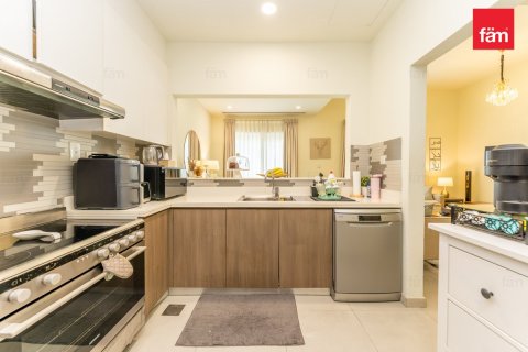 Villa de 2 dormitorios en Dubai, UAE No. 215600 4
