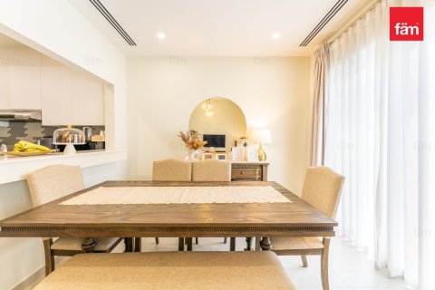 Villa de 2 dormitorios en Dubai, UAE No. 215600 21
