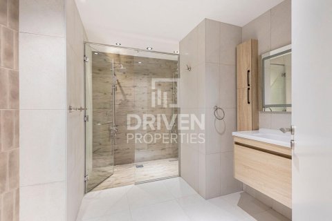 Villa de 4 dormitorios en Al Barsha 1, UAE No. 223344 9