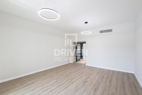 Villa de 4 dormitorios en Al Barsha 1, UAE No. 223344 10