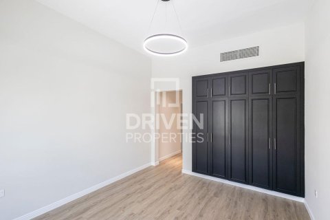 Villa de 4 dormitorios en Al Barsha 1, UAE No. 223344 3