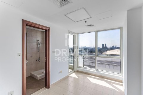 Apartment de 3 dormitorios en KG Tower, UAE No. 202624 12