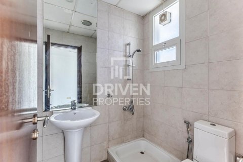 Apartment de 3 dormitorios en KG Tower, UAE No. 202624 17