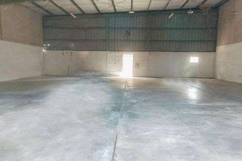 260.1m² Warehouse in Al Quoz, UAE No. 38858