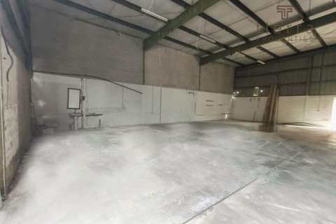 260.1m² Warehouse in Al Quoz, UAE No. 38858 5