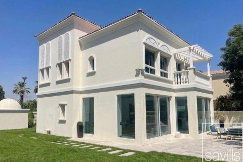 3 bedrooms Villa in Jumeirah Village Triangle, UAE No. 211044