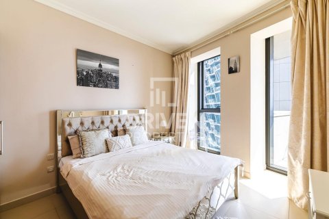 Apartment de 2 dormitorios en Burj Vista, UAE No. 223268 9