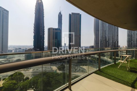Apartment de 2 dormitorios en Burj Vista, UAE No. 223268 3