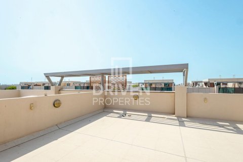 Вилла с 4 спальнями в Meydan, ОАЭ №211447 22