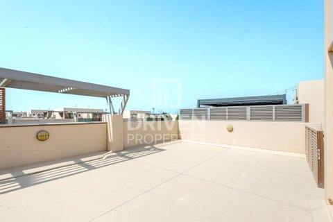 Вилла с 4 спальнями в Meydan, ОАЭ №211447 23