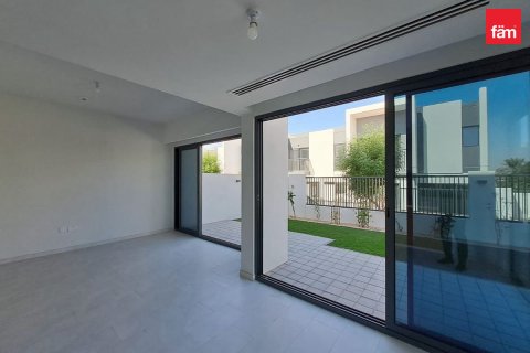 4 bedrooms Townhouse in Dubai, UAE No. 213369