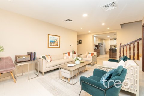 4 bedrooms Villa in Falcon City of Wonders, UAE No. 224981