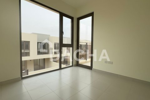 Villa de 3 chambres à EMAAR South, UAE No. 162110 8