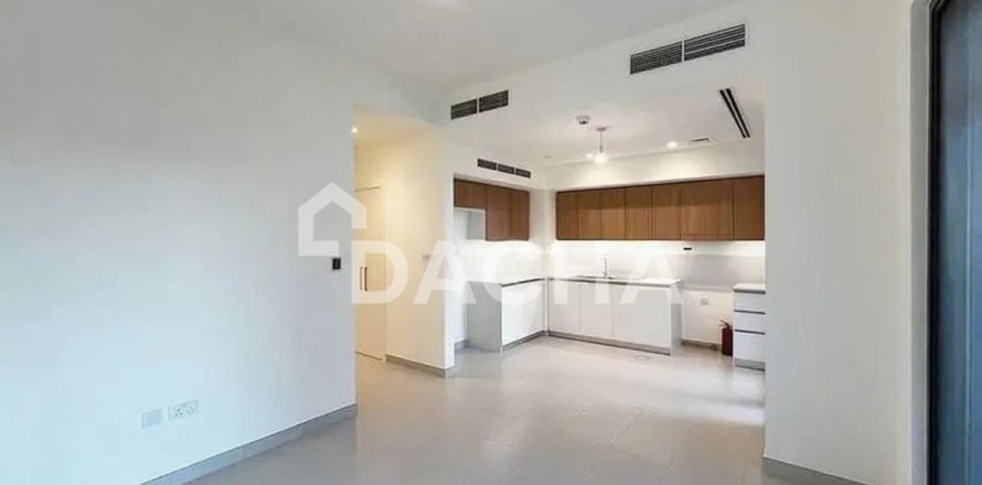 Villa de 3 chambres à EMAAR South, UAE No. 162110