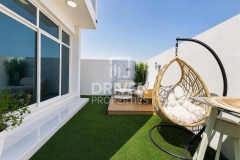 3 bedrooms Townhouse in Dubai, UAE No. 221381 18