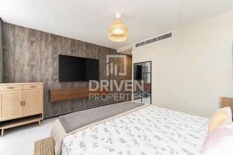 3 bedrooms Townhouse in Dubai, UAE No. 221381 11