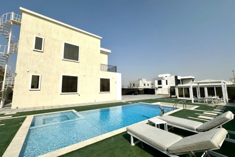 5 bedrooms Villa in Nadd Al Sheba, UAE No. 43057