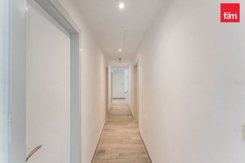 3 bedrooms Apartment in Dubai, UAE No. 165973 22