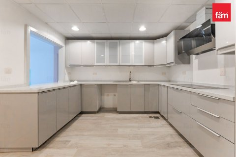 3 bedrooms Apartment in Dubai, UAE No. 165973 15
