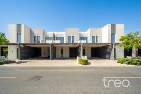 3 bedrooms Townhouse in Joy, UAE No. 220924 4