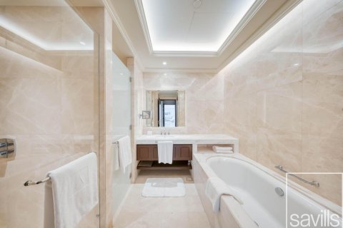 Квартира с 4 спальнями в The Address Residence Fountain Views, ОАЭ №217390 17