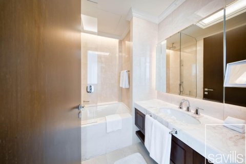 Квартира с 4 спальнями в The Address Residence Fountain Views, ОАЭ №217390 21