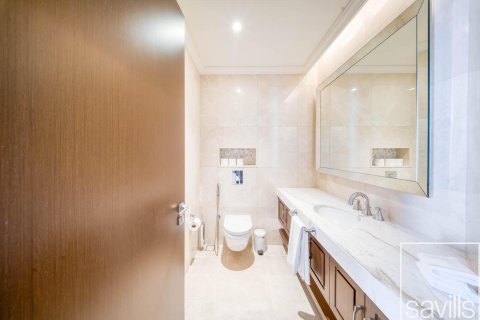Квартира с 4 спальнями в The Address Residence Fountain Views, ОАЭ №217390 16