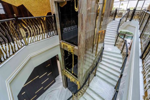 6 bedrooms Villa in Dubai, UAE No. 217173 10
