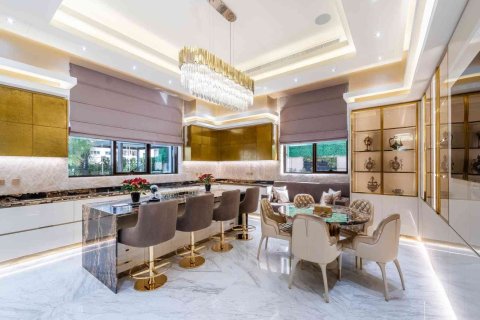 6 bedrooms Villa in Dubai, UAE No. 217173 9
